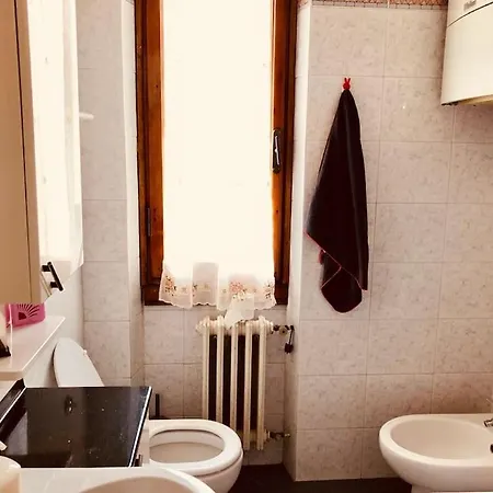 In San Donato Novoli A Poca Distanza Dalla Tranvia Appartamento Firenze